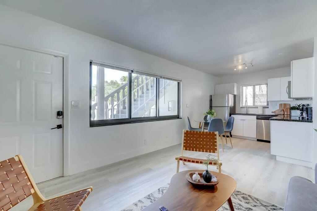 Appartement Chic Retreat: 2br Apartment! Fort Lauderdale